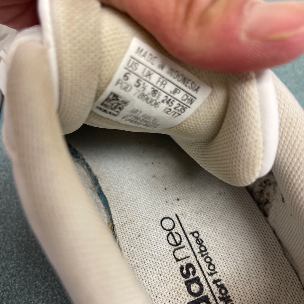 Adidas Neo Comfort Footbed Striped Sneakers Women’s 6 White - Picture 11 of 11